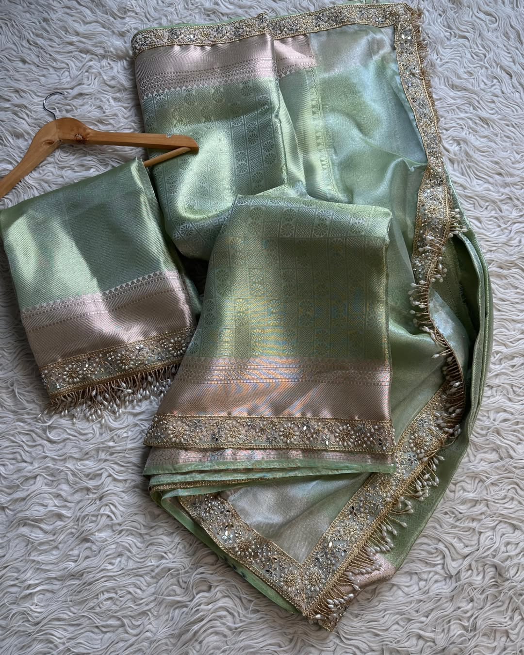 Beautiful Soft Banarasi Tissue Silk Silver Zari Weaving Saree with Designer Lace Border