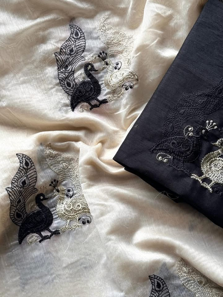 Premium Chanderi saree with peacock embroidery work Teamed with pure khadhi cotton embroidery work Unstitched Blouse Piece