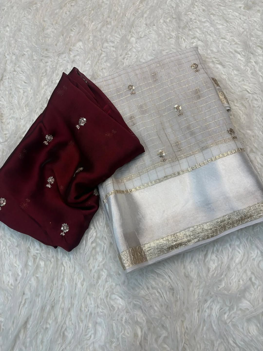OFF WHITE Color Viscose Georgette Saree