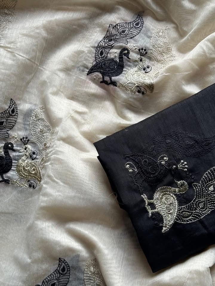 Premium Chanderi saree with peacock embroidery work Teamed with pure khadhi cotton embroidery work Unstitched Blouse Piece