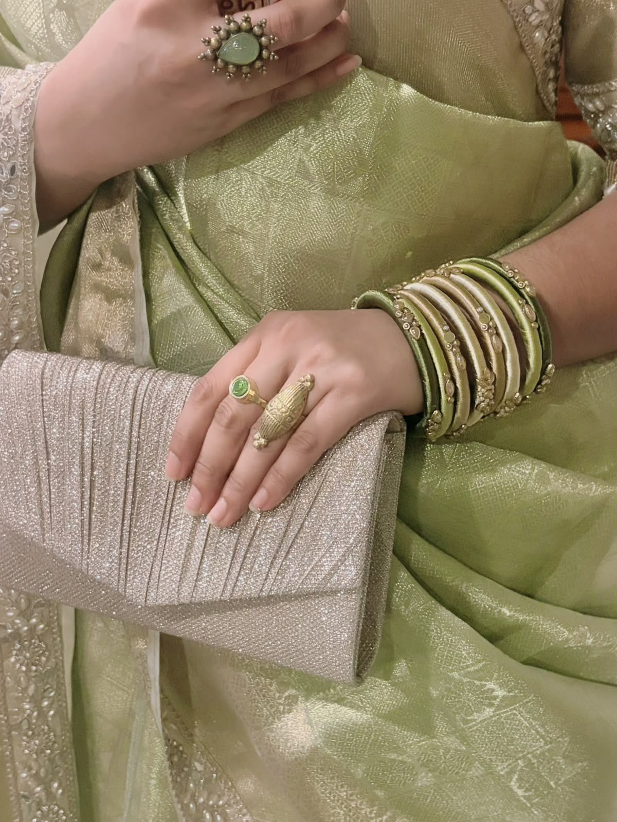 FROSTING PISTACHIO COLOR Soft Banarasi Tissue Silk Saree