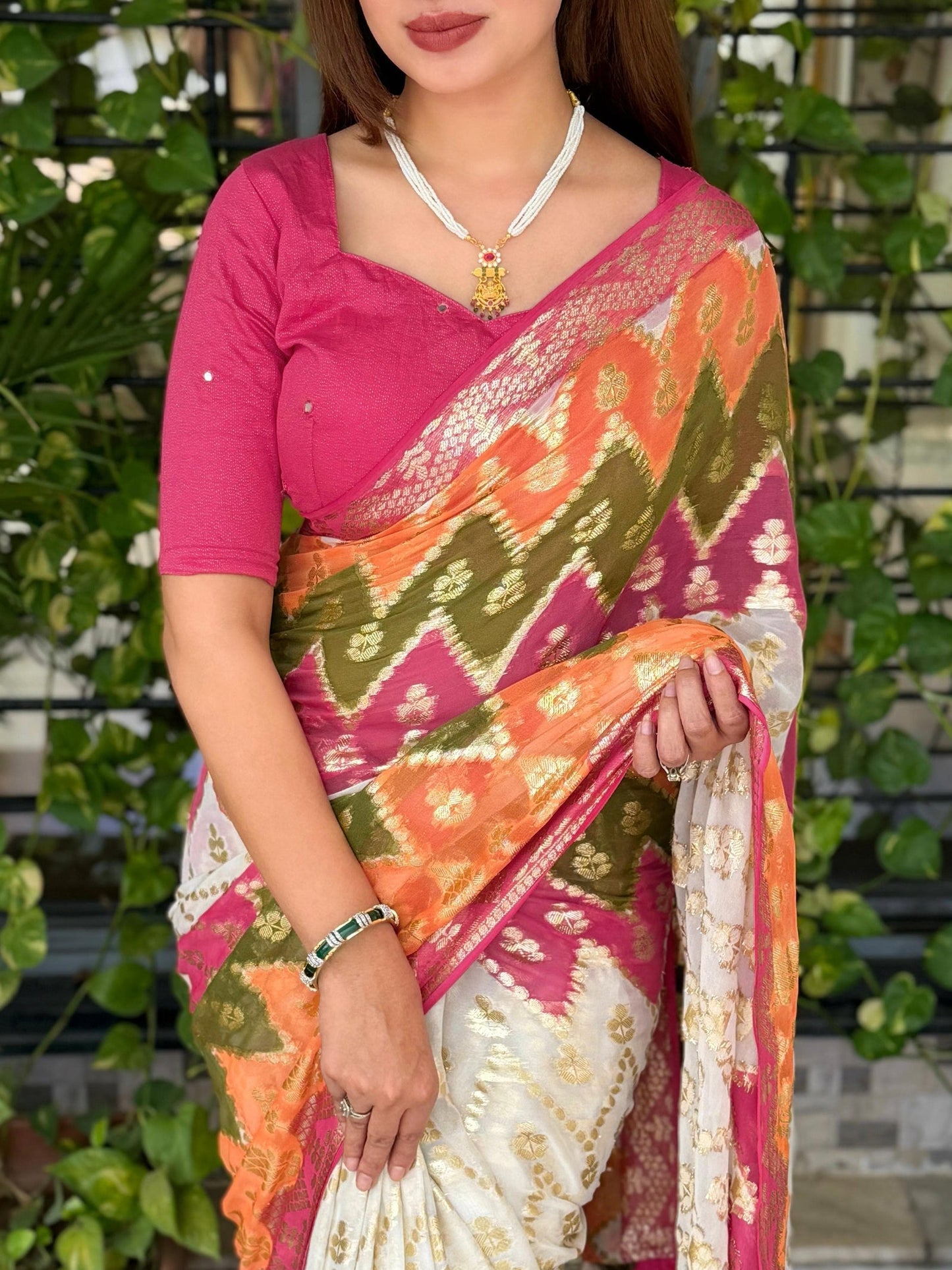Multicoloured Geometric Ikkat Patterned Georgette Saree