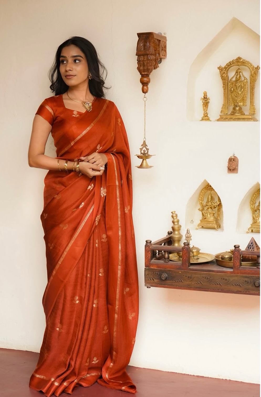 Dreamy Dalia Viscose Khadi Silk Saree (Rusty Orange)