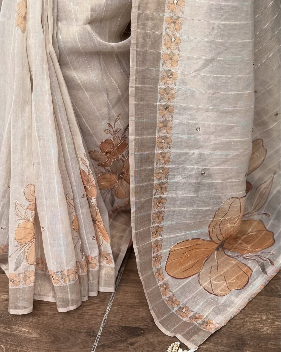 Tissue Silk Digital Print Saree with rainbow zari sequin lining and Aari Embroidered postion work with mirror work..stylish pearl latkan in saree pallu..
Blouse with rainbow Zari Sequins lining and Hand aari & mirror work