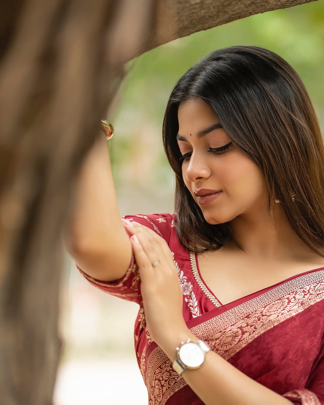 Viscose chinnon saree with banarasi weaving blouse pcs