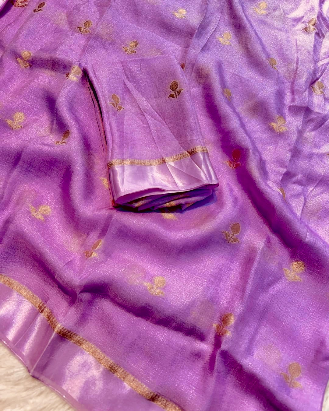 Dreamy Dalia Viscose Khadi Silk Saree (LAVENDER MAGENTA Color)