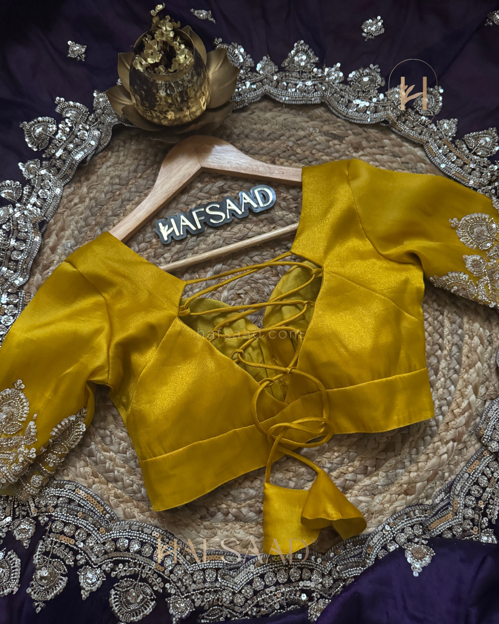 Exclusive Soft Tissue Saree