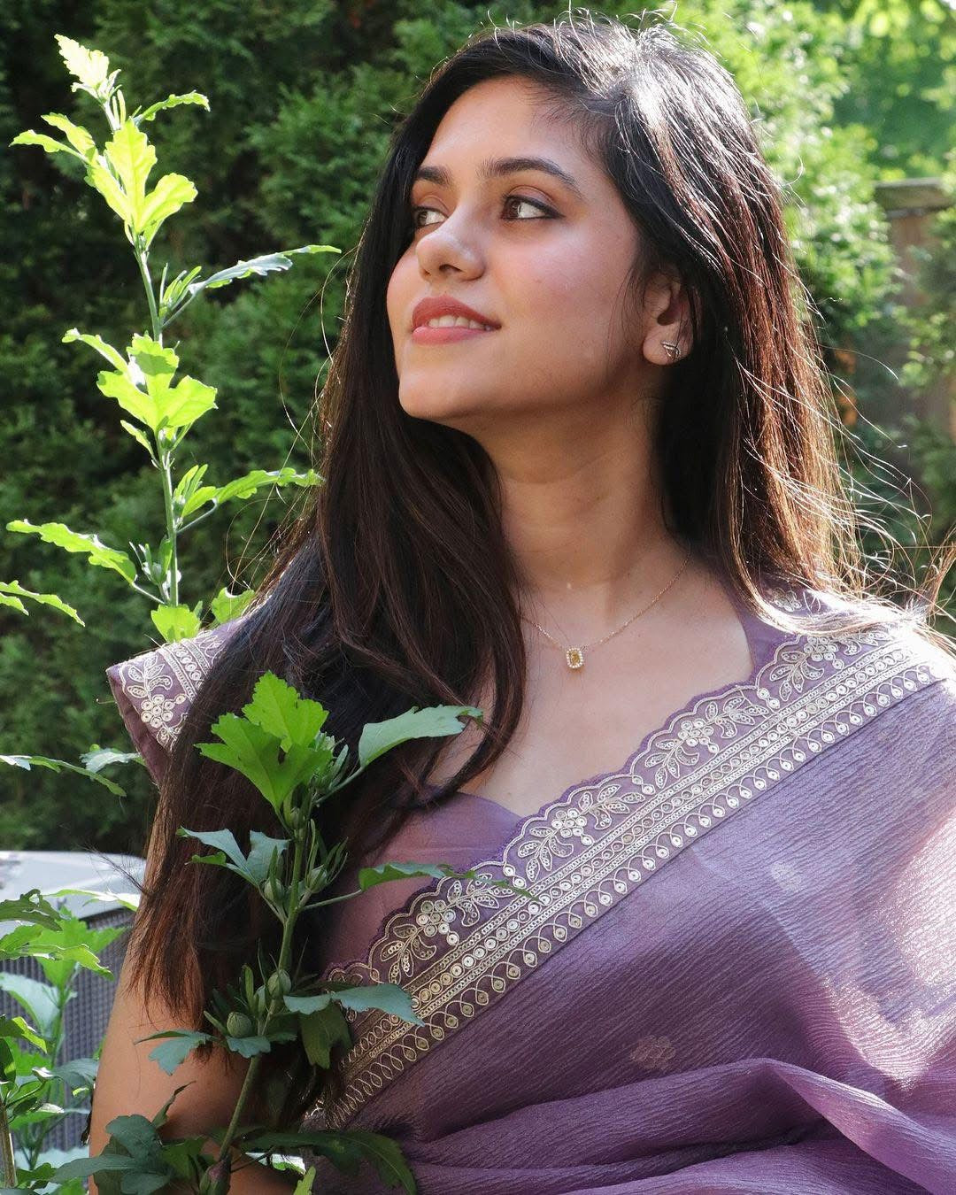 Crushed Georgette saree in the most dreamy shade of Lilac💜