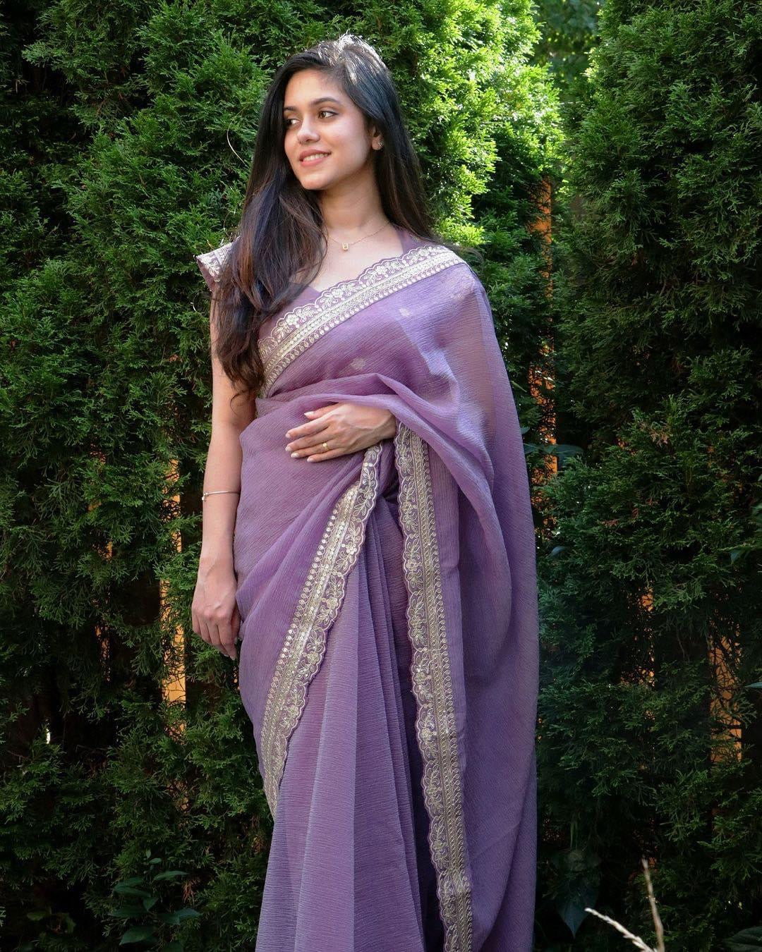 Crushed Georgette saree in the most dreamy shade of Lilac💜