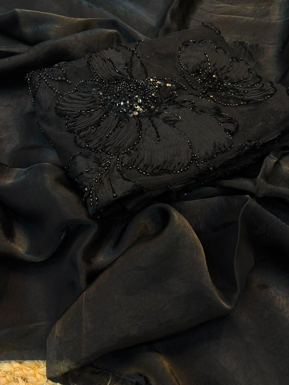 BOLD BLACK Color Fendi Silk PLAIN Saree