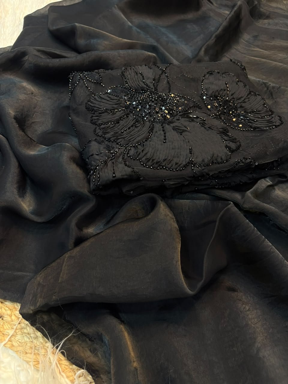 BOLD BLACK Color Fendi Silk PLAIN Saree